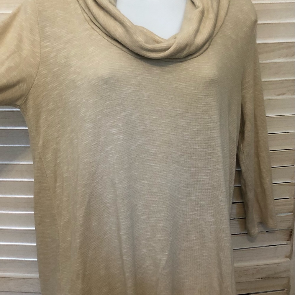 Beige cowl neck 3/4 sleeve high-low lightweight tunic by Kaileigh, size M/L.
